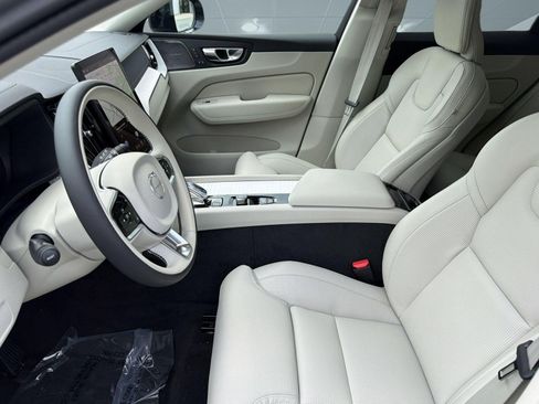 New 2026 Volvo XC60 B5 Ultra w/ Protection Package Premier AWD/4WD image 5