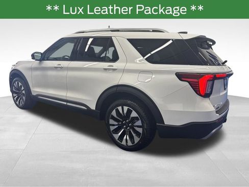 New 2026 Ford Explorer Platinum w/ LUX Leather Package AWD/4WD image 3
