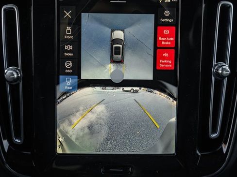 New 2026 Volvo XC40 B5 Plus w/ Protection Package Premier image 42