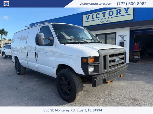 Used 2010 Ford E-150 and Econoline 150 RWD image 1