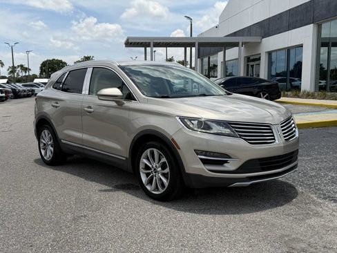 Used 2015 Lincoln MKC FWD w/ Equipment Group 101A Select image 2