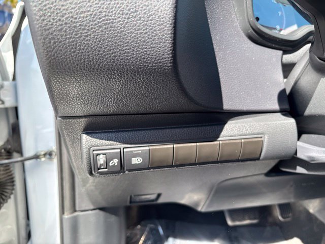 Used 2024 Toyota Corolla LE FWD image 16