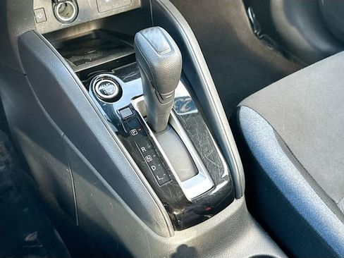 Used 2023 Nissan Versa SV image 15