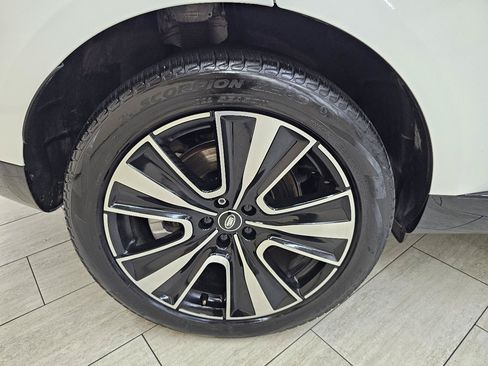 Used 2025 Land Rover Range Rover SE AWD/4WD image 43
