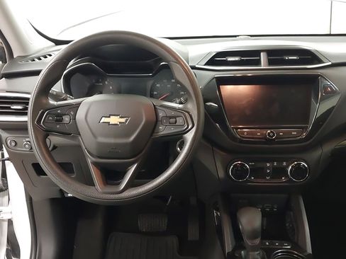 Used 2022 Chevrolet TrailBlazer LT w/ Convenience Package AWD/4WD image 26