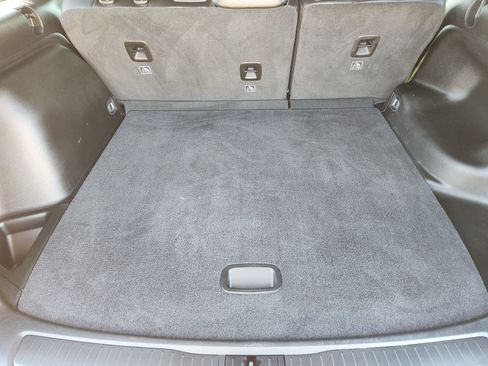 Used 2025 Jeep Grand Cherokee 4WD image 37