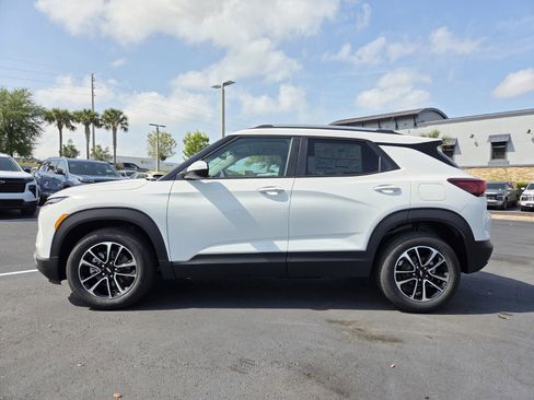 New 2026 Chevrolet TrailBlazer LT w/ Convenience Package image 3