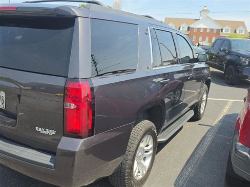 Used 2018 Chevrolet Tahoe LT image 4