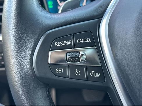 Used 2021 BMW 330e w/ Convenience Package RWD image 29