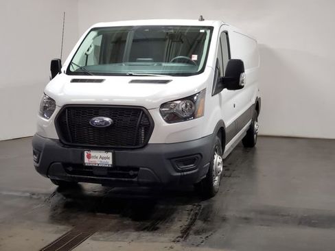 Used 2021 Ford Transit 150 Low Roof AWD image 4