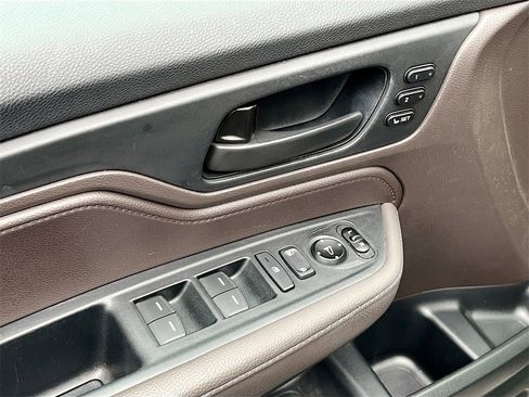 Used 2020 Honda Odyssey EX-L image 16