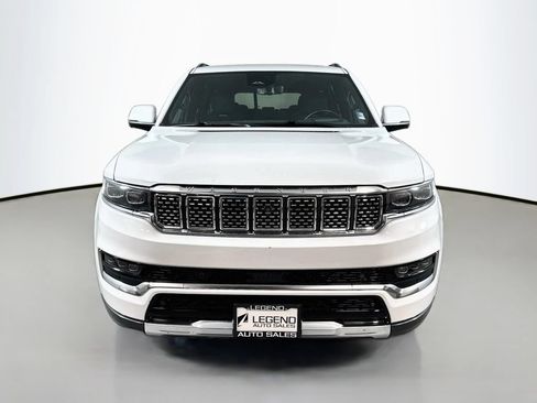Used 2022 Jeep Grand Wagoneer Series II w/ Convenience Group III AWD/4WD image 2