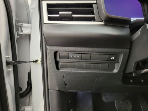 Used 2022 Mitsubishi Outlander SE FWD image 4
