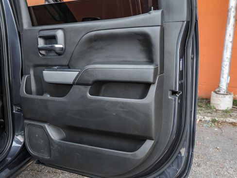 Used 2018 Chevrolet Silverado 1500 LTZ Z71 w/ Centennial Edition image 38