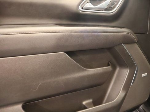 Used 2023 Chevrolet Tahoe Premier AWD/4WD image 9