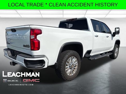 Used 2023 Chevrolet Silverado 2500 High Country w/ Technology Package AWD/4WD image 3