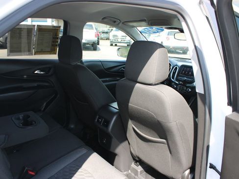 Used 2021 Chevrolet Equinox LT AWD/4WD image 32