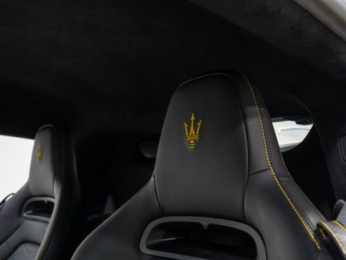 Used 2022 Maserati MC20 Coupe RWD image 43