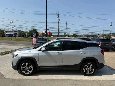 Used 2020 GMC Terrain SLT AWD/4WD image 7