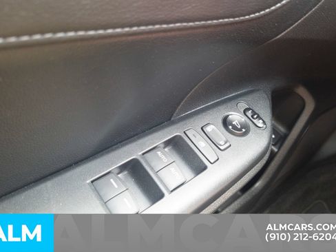Used 2017 Honda Civic Touring image 18