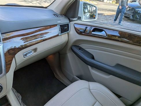 Used 2015 Mercedes-Benz ML 400 ML 400 image 18