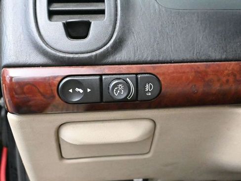 Used 2006 Chevrolet Malibu LTZ image 29