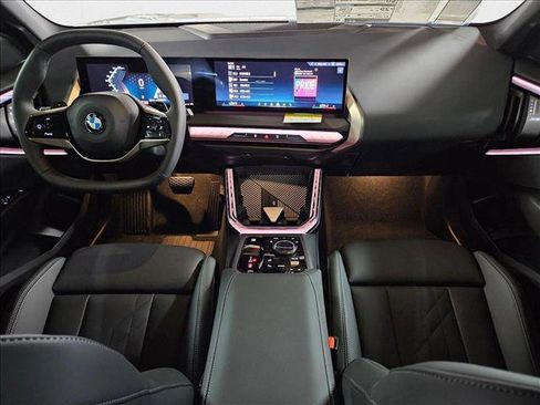 Used 2025 BMW X3 xDrive30i w/ Convenience Package image 14