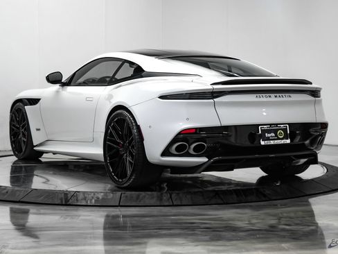 Used 2023 Aston Martin DBS Coupe RWD image 12