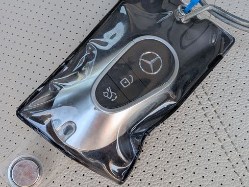 Used 2026 Mercedes-Benz GLC 300 4MATIC image 36