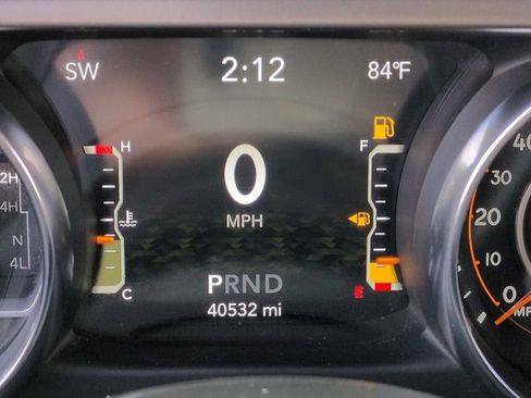 Used 2021 Jeep Gladiator Sport image 32