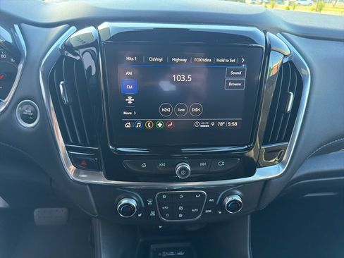 Used 2023 Chevrolet Traverse LT AWD/4WD image 15