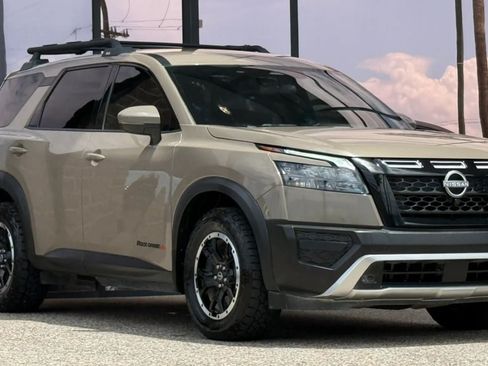 Used 2023 Nissan Pathfinder Rock Creek AWD/4WD image 17