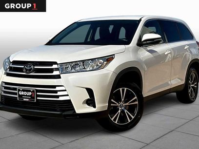 Used 2019 Toyota Highlander LE