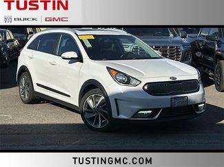Used 2018 Kia Niro Touring image 1