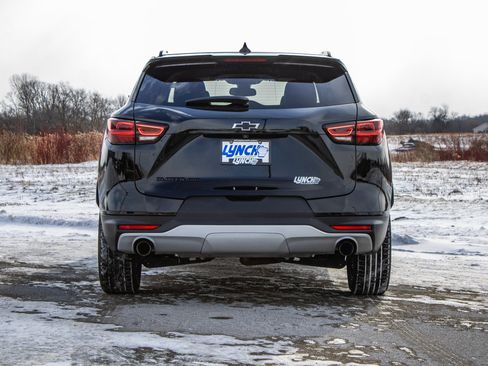 Used 2023 Chevrolet Blazer LT w/ LPO, Black Grille Bar Package image 3