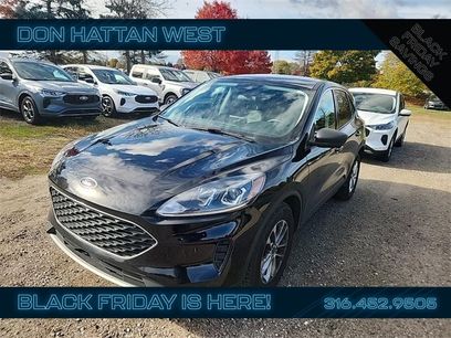 Used 2022 Ford Escape SE w/ Cold Weather Package