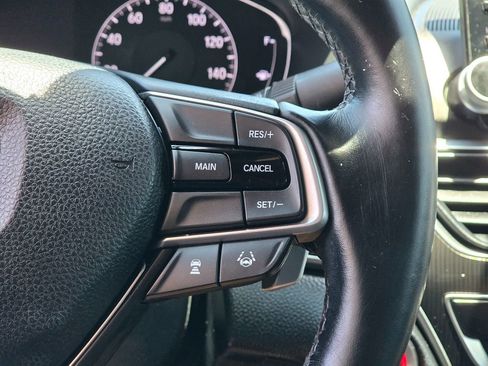 Used 2018 Honda Accord Sport image 29