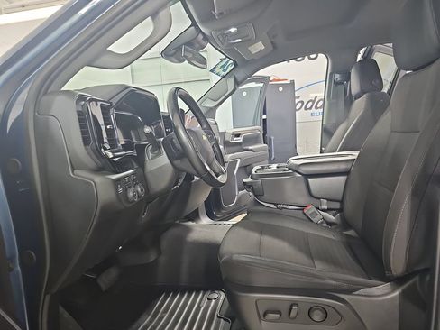Certified 2024 Chevrolet Silverado 1500 LT AWD/4WD image 18