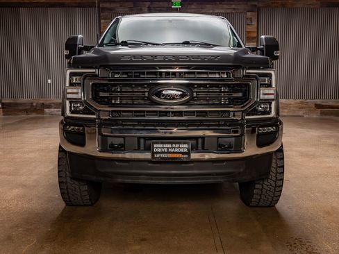Used 2022 Ford F350 Lariat w/ Lariat Ultimate Package image 2