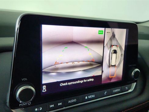 Used 2025 Nissan Rogue SV image 42