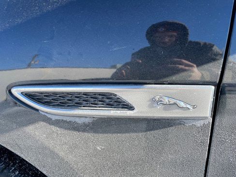 Used 2021 Jaguar F-PACE R-Dynamic S image 10