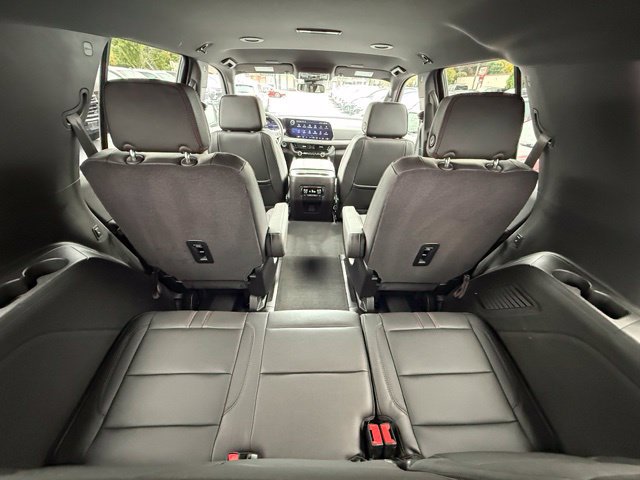 Used 2026 Chevrolet Tahoe RST w/ Comfort Package AWD/4WD image 14