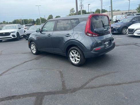 Used 2022 Kia Soul LX w/ Technology Package image 7