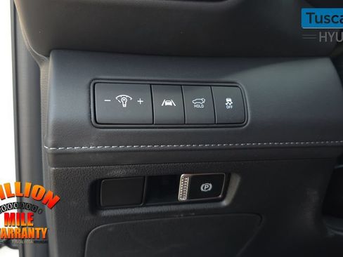 Used 2023 Hyundai Santa Fe SEL w/ Premium Package FWD image 14