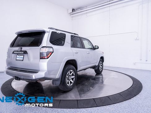 Used 2019 Toyota 4Runner TRD Off-Road Premium image 33