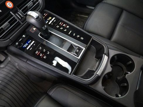New 2026 Porsche Macan S AWD/4WD image 24
