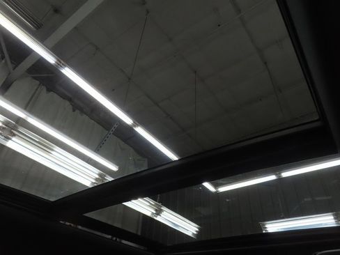 Used 2025 Ford Expedition Tremor image 28