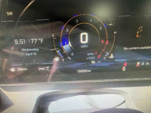 Used 2026 Chevrolet Traverse LT AWD/4WD image 9