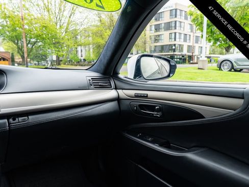 Used 2013 Lexus LS 460 AWD w/ F-Sport Pkg image 10