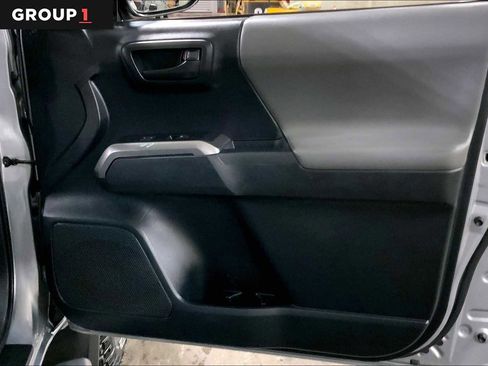 Used 2019 Toyota Tacoma SR5 image 22